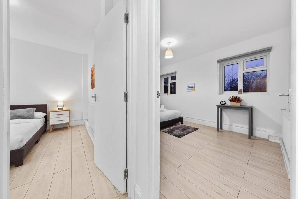Holiday Home Near Kings Cross Sleep 12 Sp7 Londres Exterior foto